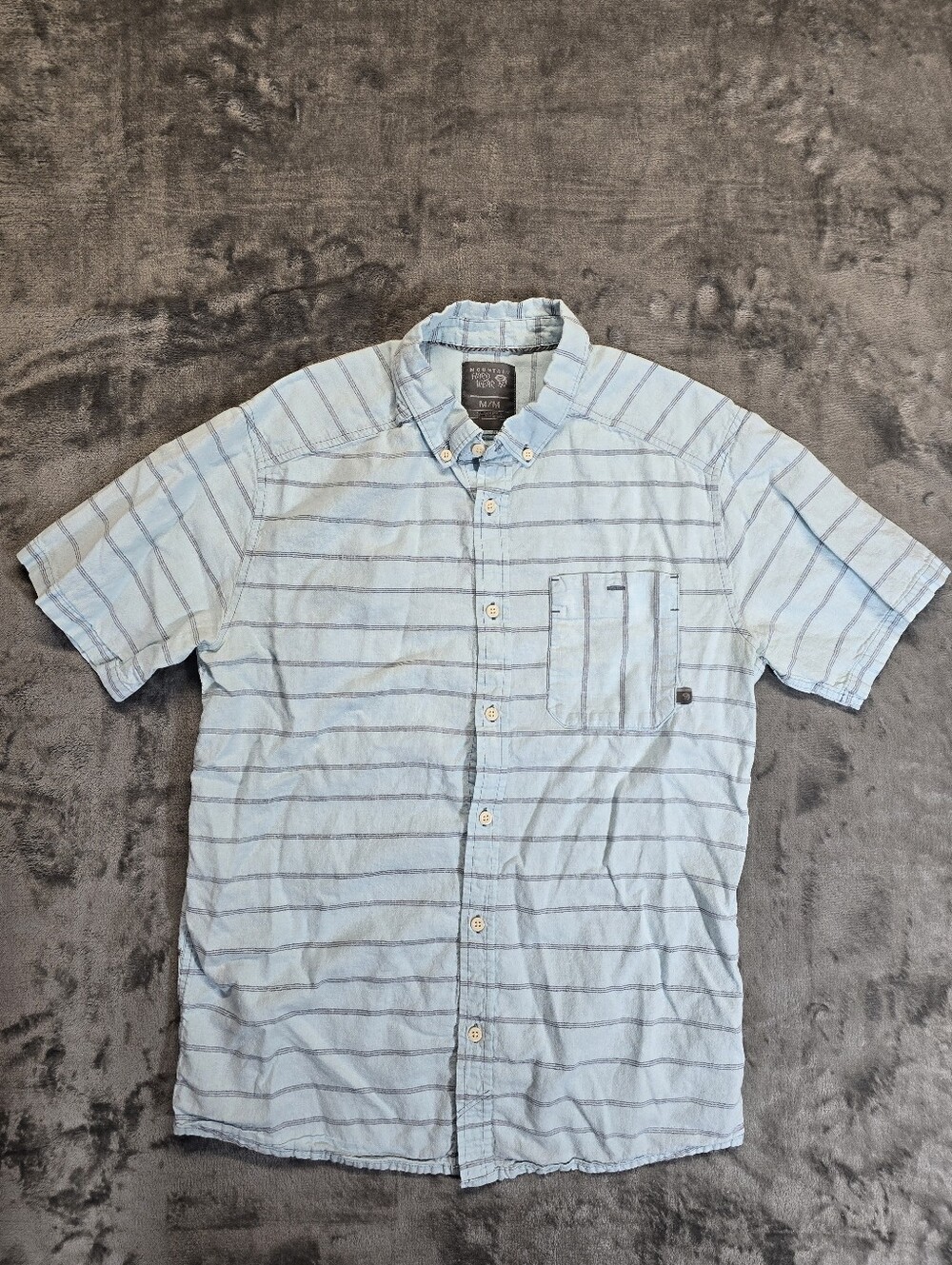 Mountain Hardwear Blue Stripped Button Down Shirt Size Medium